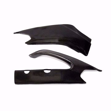 Picture of Carbon Racing Swingarm Protector suitable for Suzuki GSXR 600/750 L1-L6